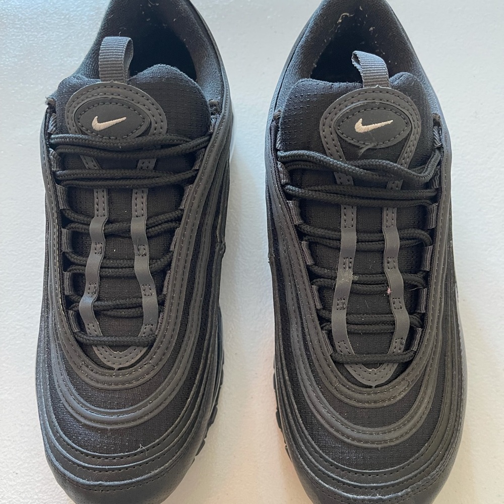 Black Air Max